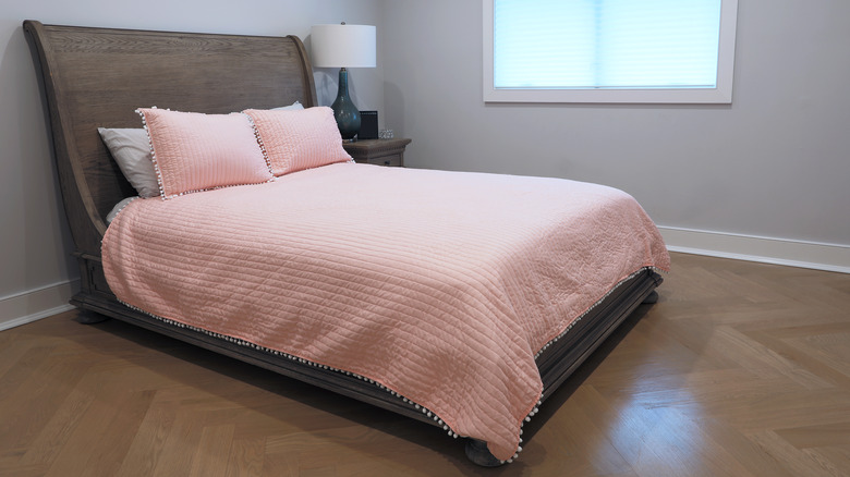 light pink bedding