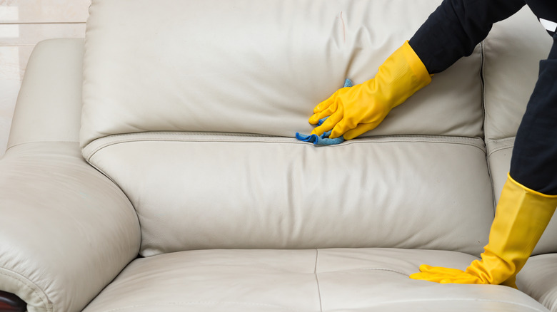 cleaning leather couch