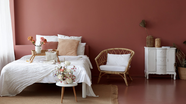 Romantic bedroom with clay paint