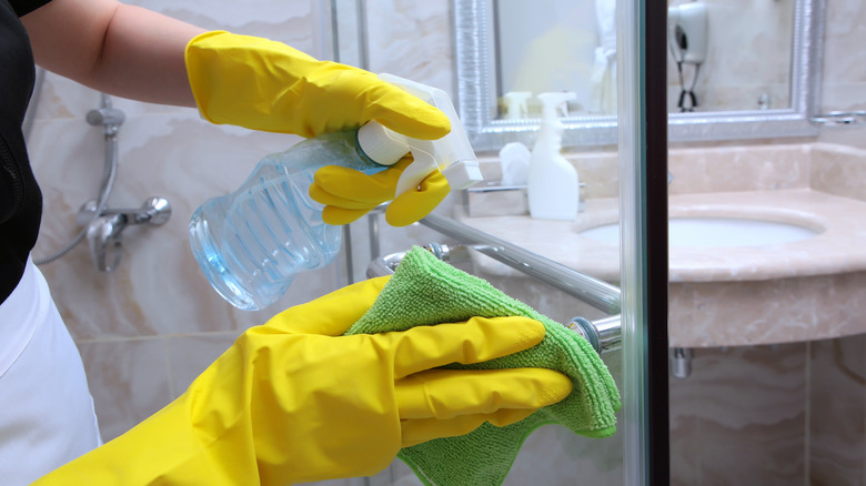 cleaning shower door