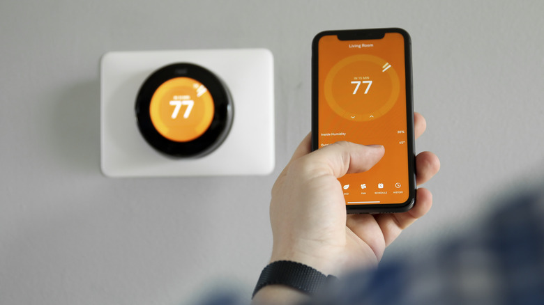 Using mobile phone with smart thermostat