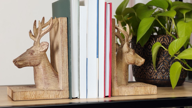 wooden deer bookend set 