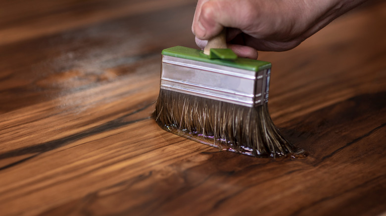 finishing hardwood with oil