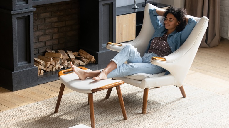 ottoman-vs-footstool-which-is-right-for-your-space