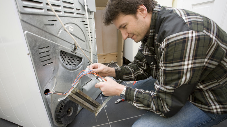 Fixing dryer heating element