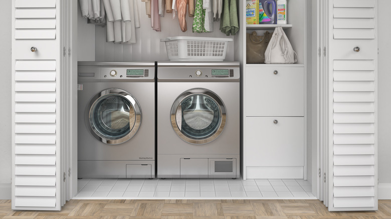 bifold doors laundry closet