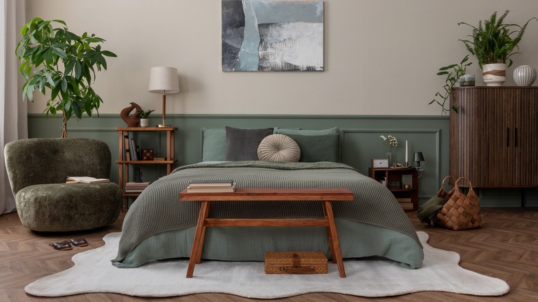 Bedroom with cozy & natural elements