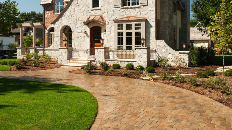 natural stone driveway