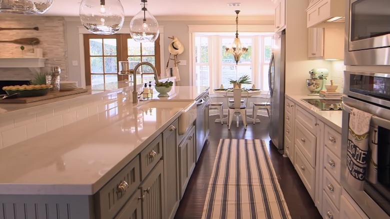 blue kitchen island cabinets 