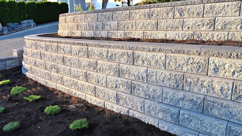 tiered paver retaining wall