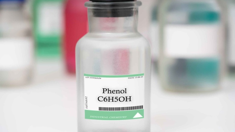 Phenol bottle