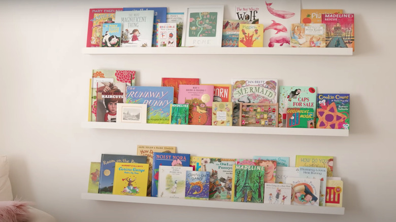 children's books on picture ledges