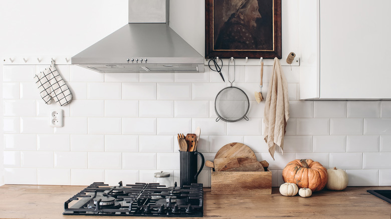 clean autumn kitchen white tile