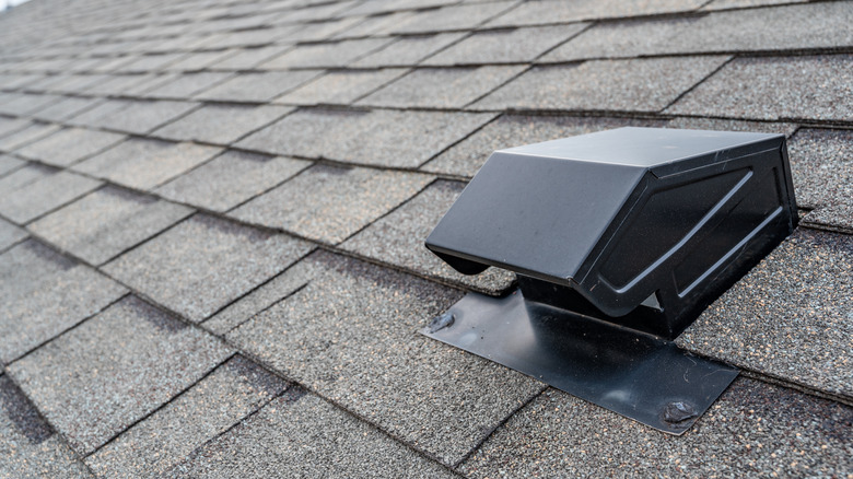 hooded roof vent