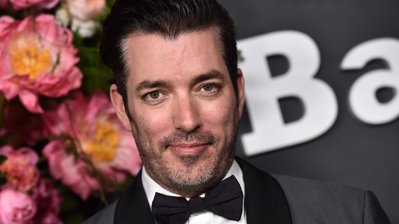 jonathan scott close up on red carpet