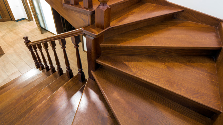 modern curving hardwood stairs