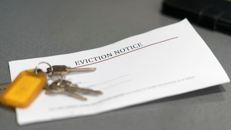 keys and eviction notice