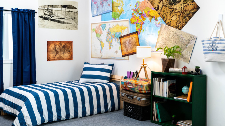 Command Brand's World Traveler dorm room designed by Bobby Berk