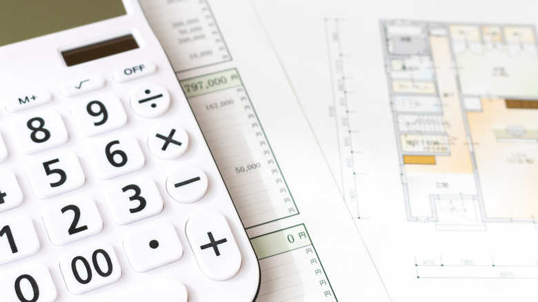 calculator and floorplan