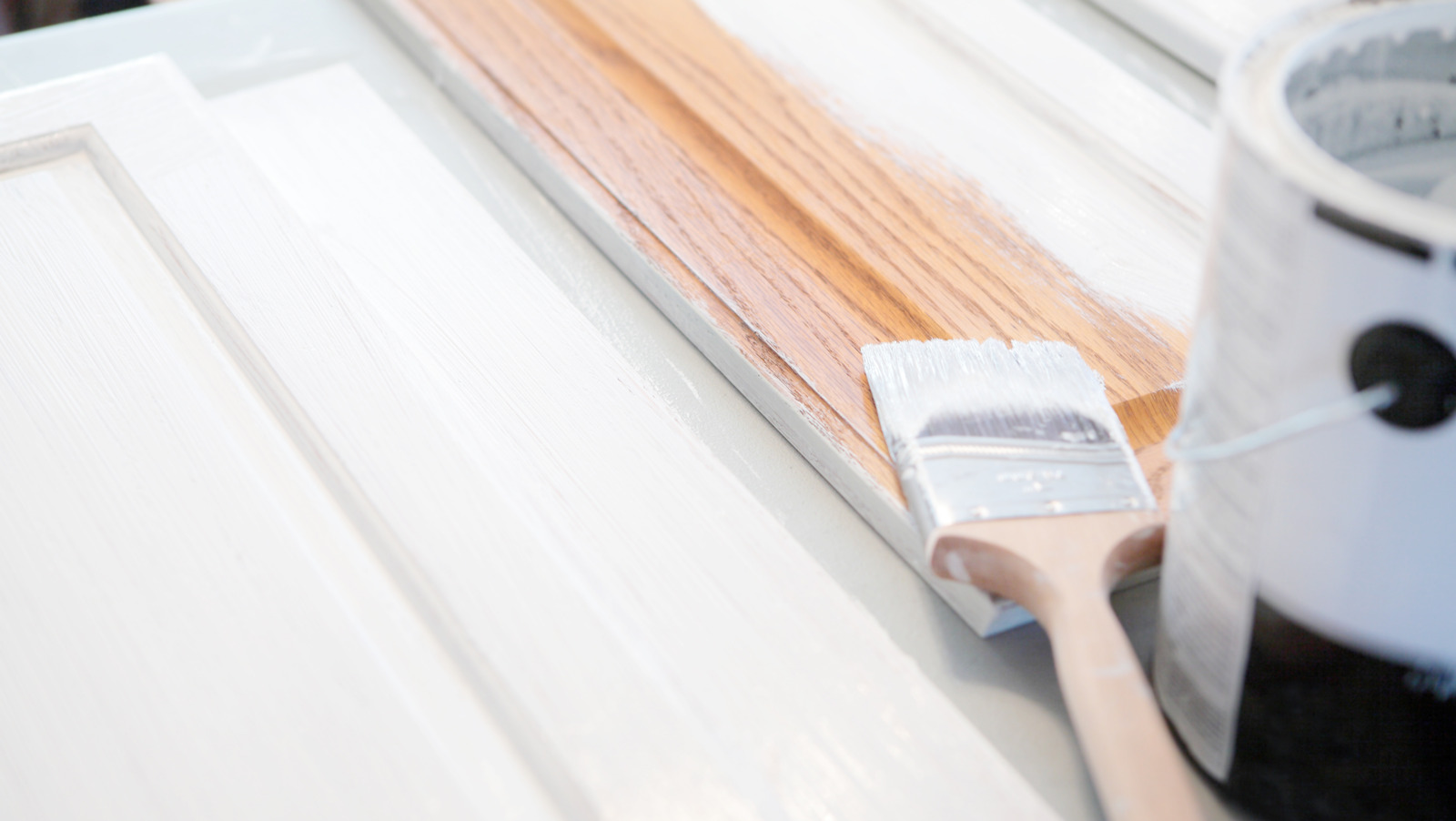 Read This Before Painting Your Oak Kitchen Cabinets White