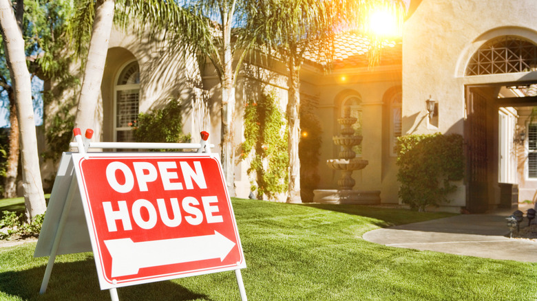 open house sign