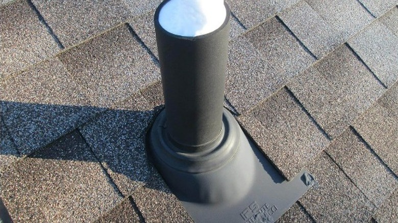 Properly covered rooftop toilet vent 