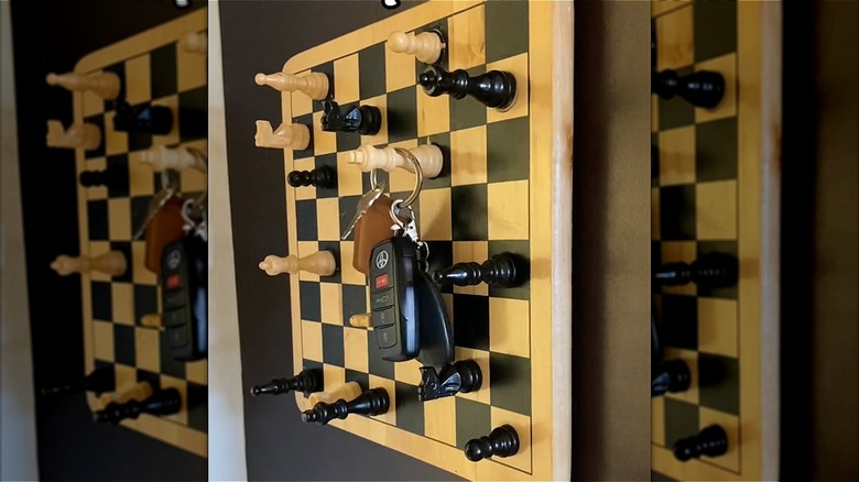 Chessboard key rack