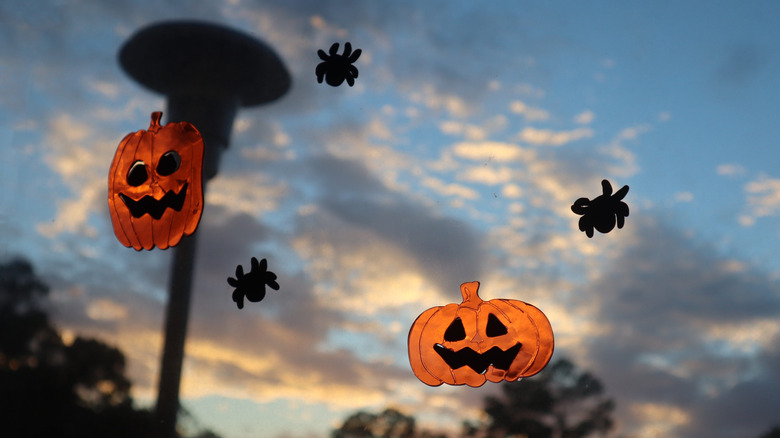 Halloween window clings