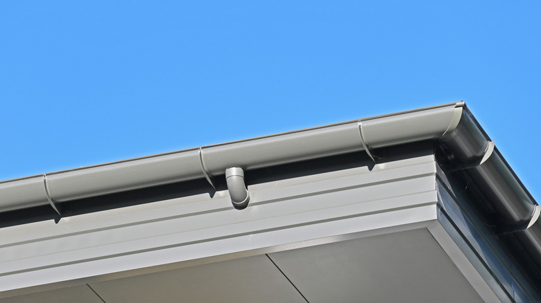 box gutters on house