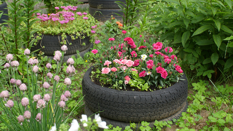 flower tire planter