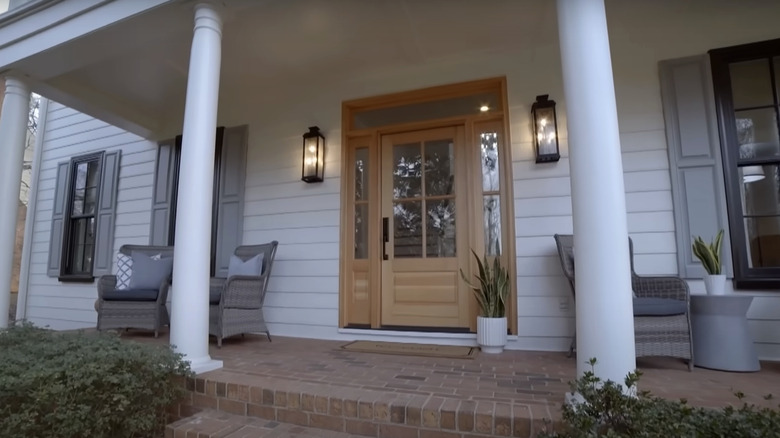 front porch with pillars