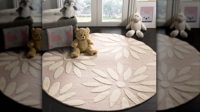 pink and white floral rug