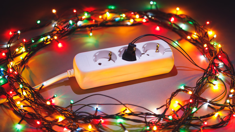 extension cord in christmas lights