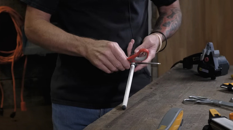 sharpening shears with honing rod