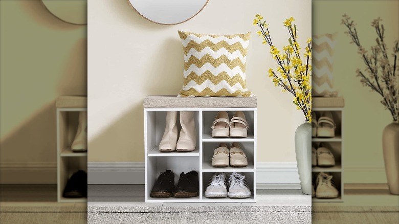 small shoe bench with cushion