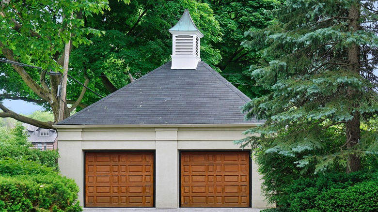 Garage with cupola