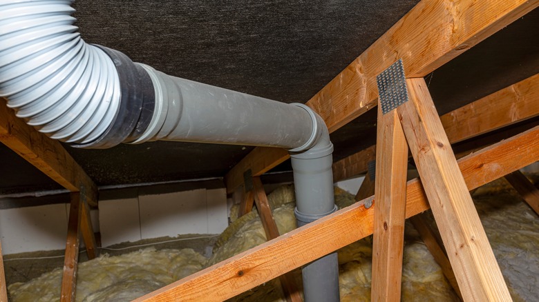 Vent duct pipe going through roof