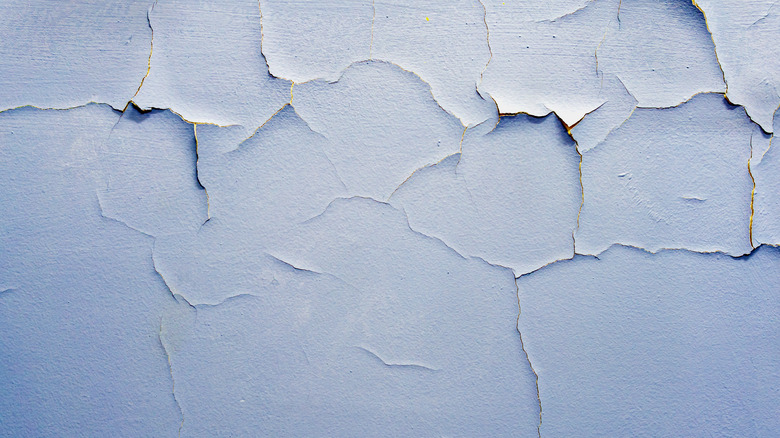 Wallpaper pealing and cracked