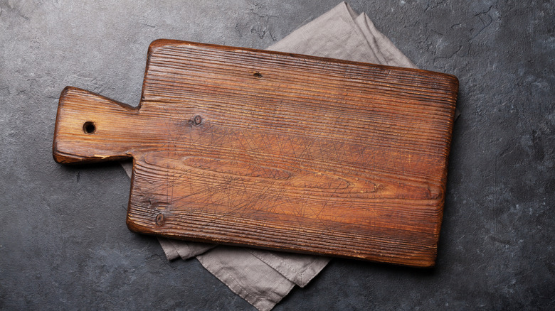 seasoned old cutting board