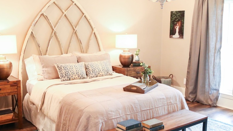 Unique headboard from Joanna Gaines bedroom makeover