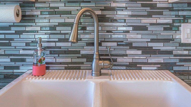 Modern kitchen with single faucet