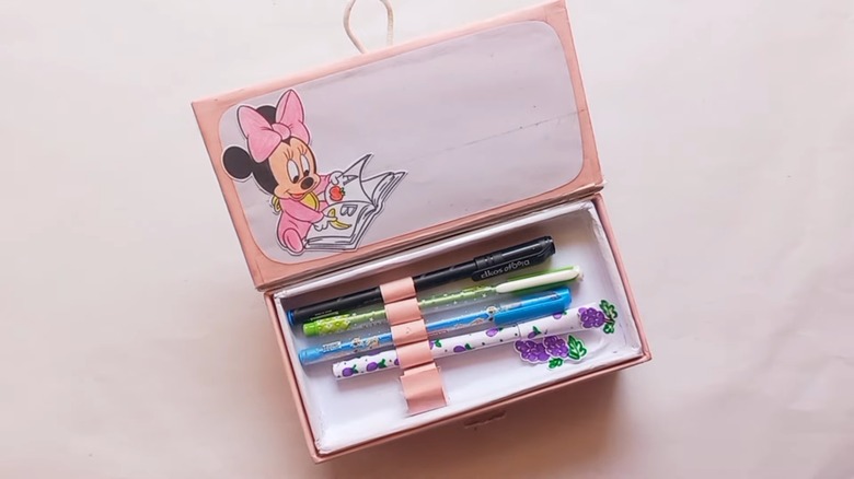 DIY pencil case with pens