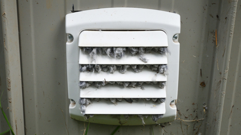 Lint blocking a dryer vent