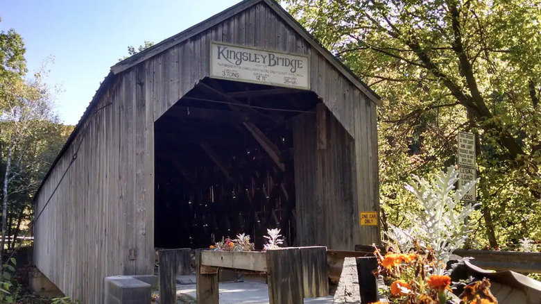 Kingsley wooden covered bridge