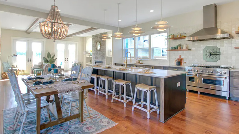 coastal kitchen and dining room
