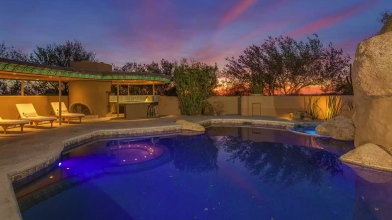 Desert paradise pool