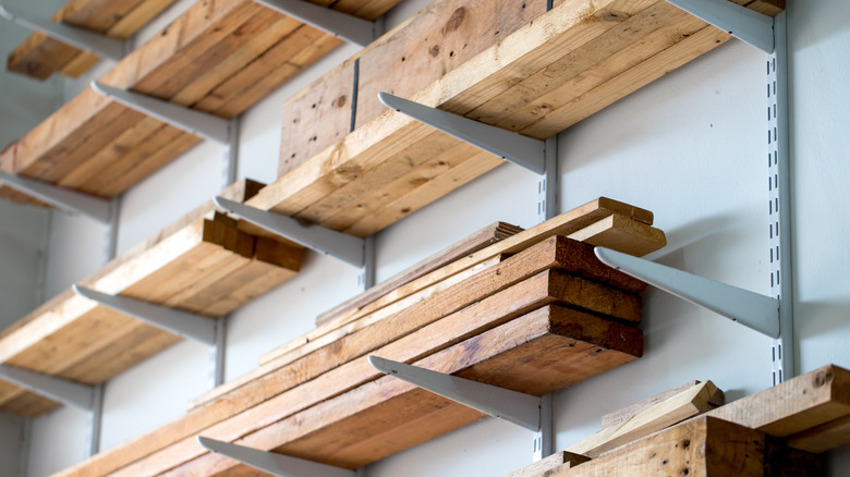 Wall rack for lumber storage