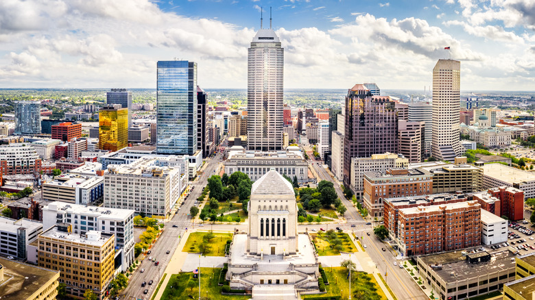 Indianapolis skyline and city