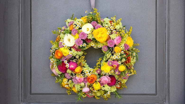 Summer wreath on door