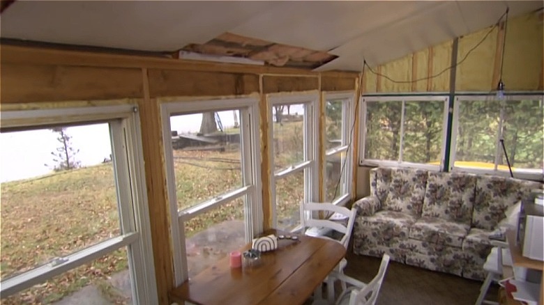 old fashioned sunroom